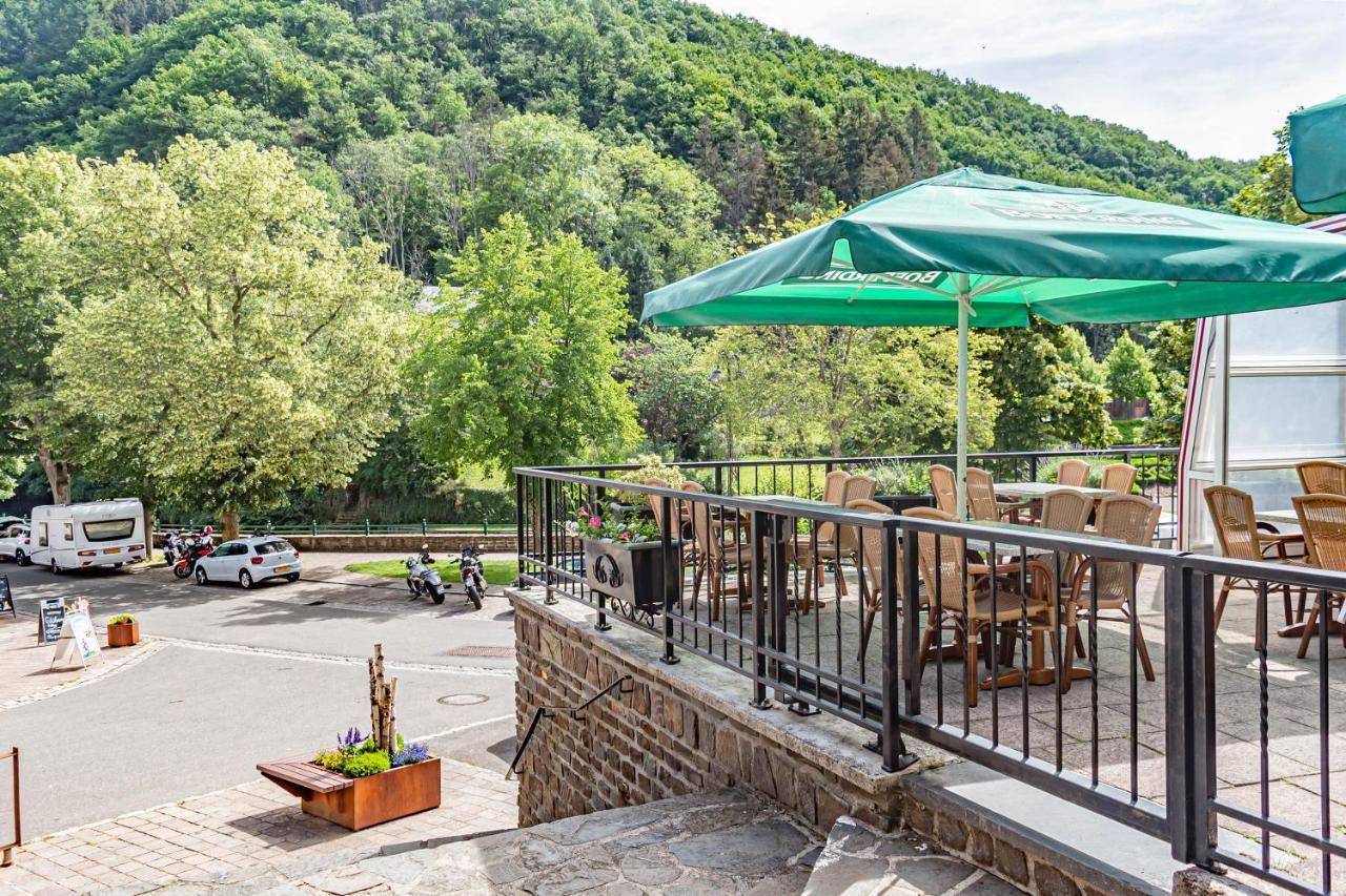 Hotel Le Postillon Esch-sur-Sûre Esterno foto