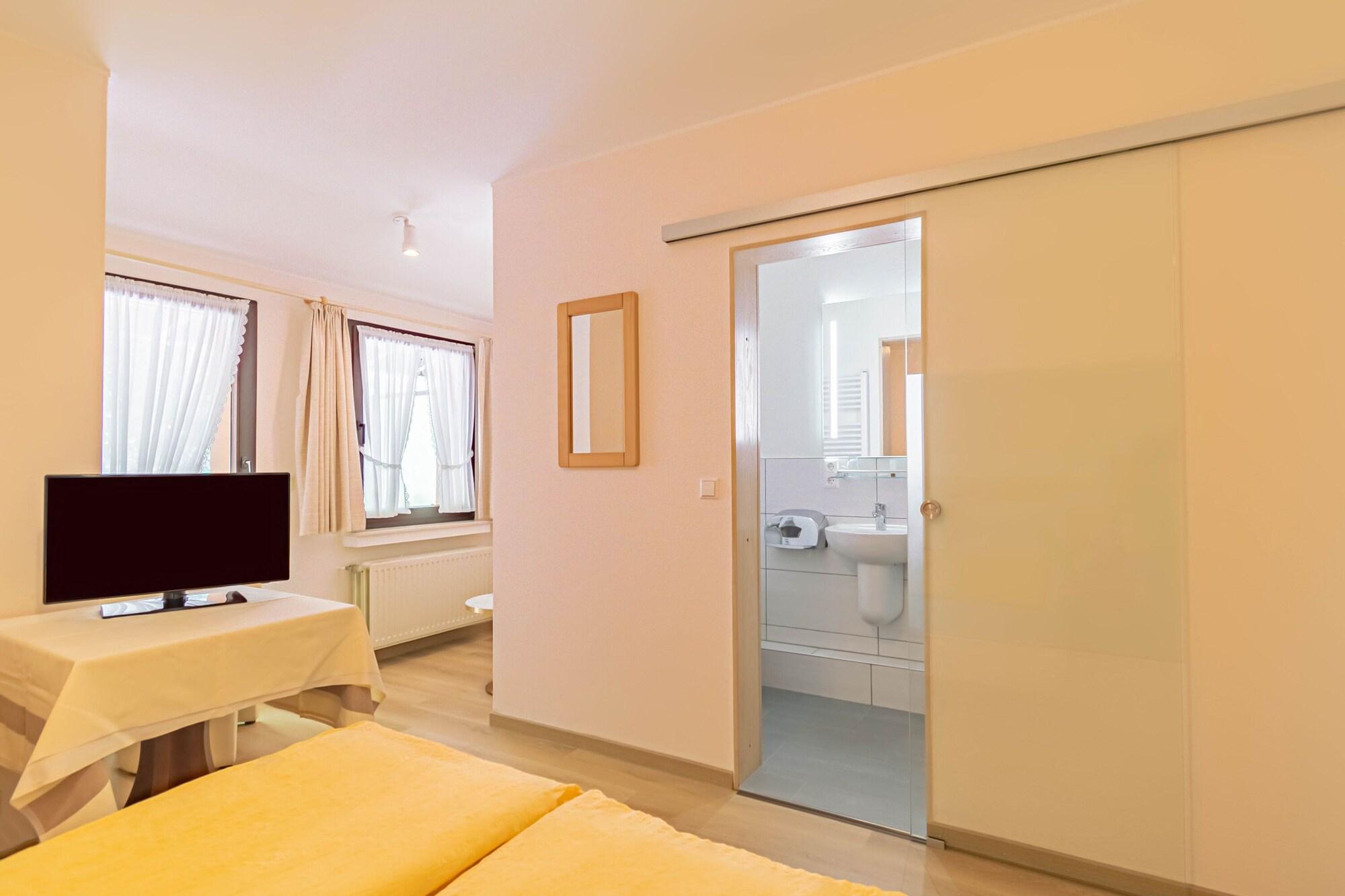 Hotel Le Postillon Esch-sur-Sûre Esterno foto